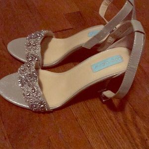 Blue by Betsey Johnson - 9.5 Gina Sandal